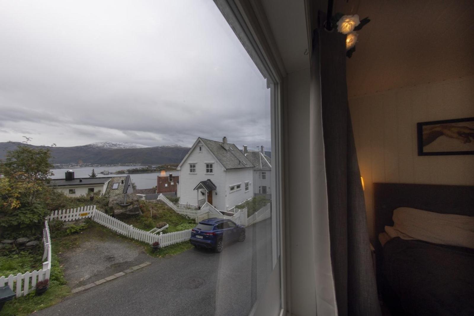 Koselig Leilighet I Sentrum Ålesund Exterior foto